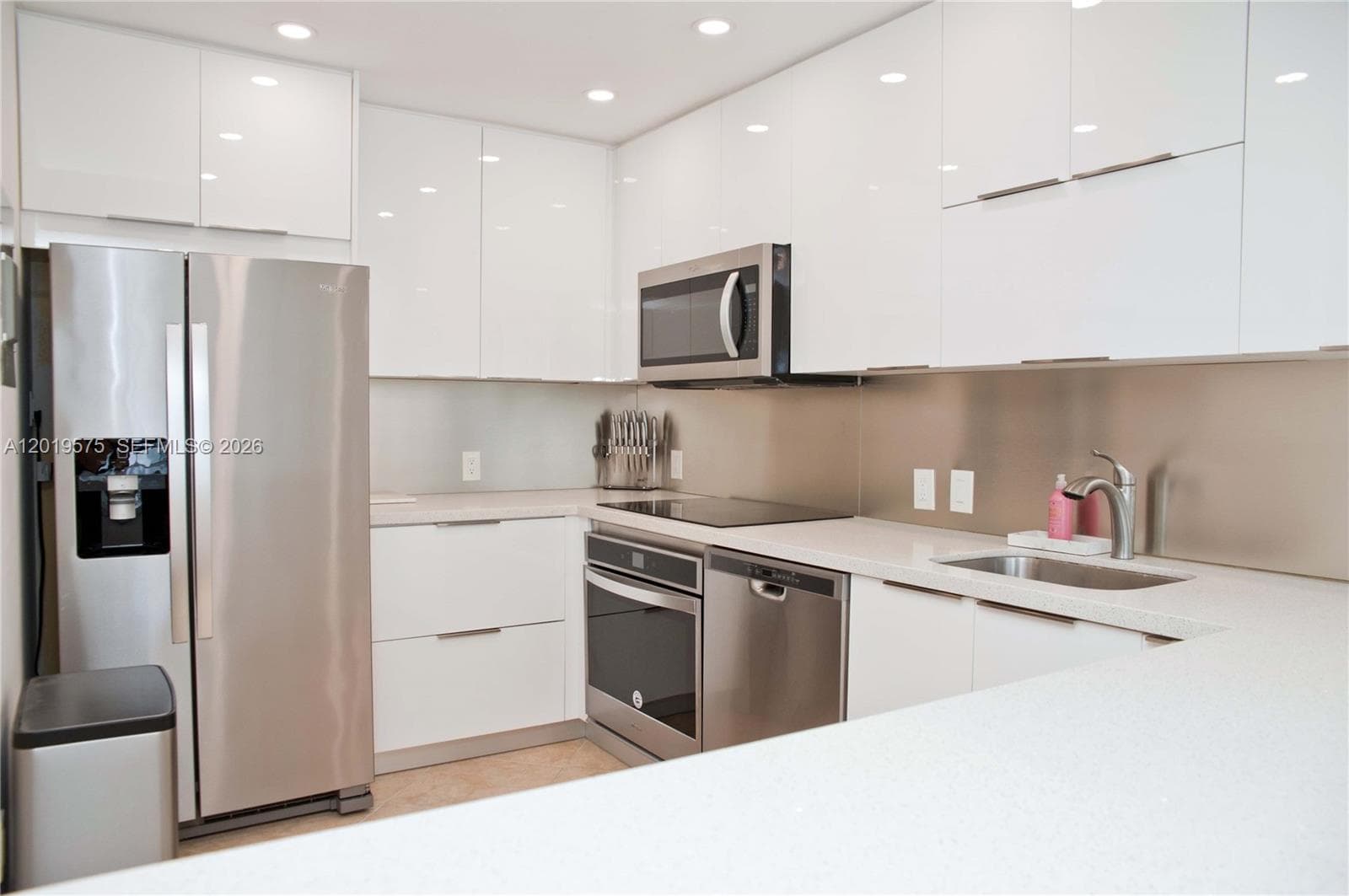 3675 N Country Club Dr # 1903, Aventura FL 33180 — 19
