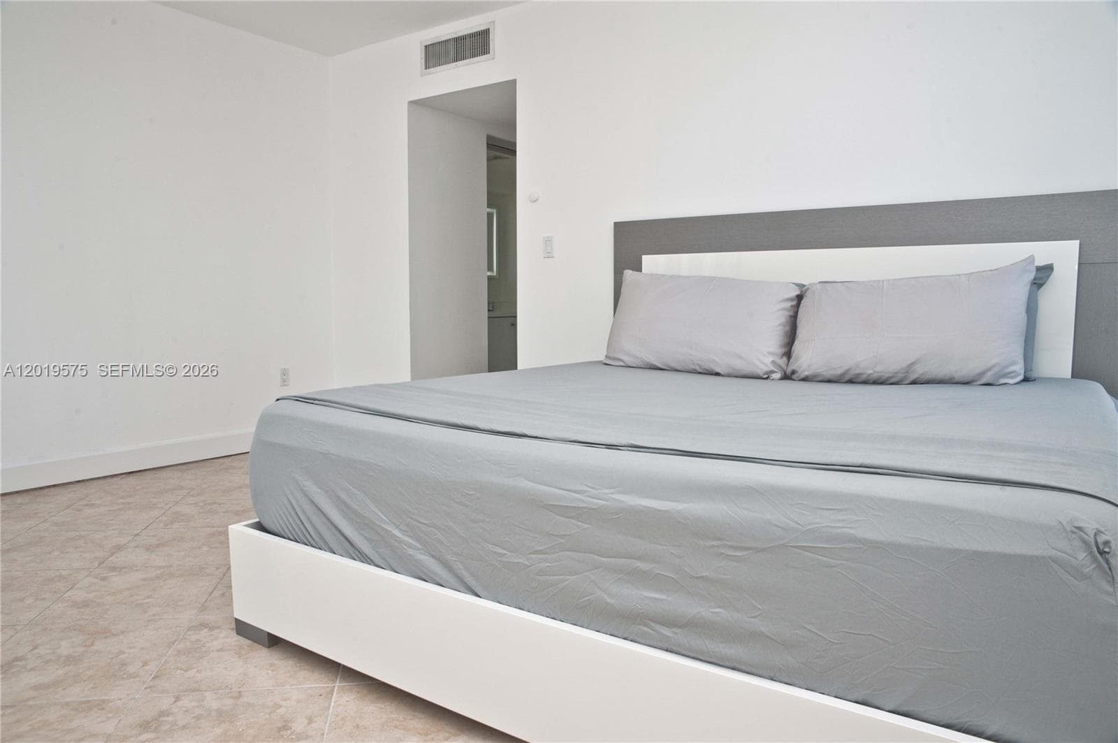 3675 N Country Club Dr # 1903, Aventura FL 33180 — 25