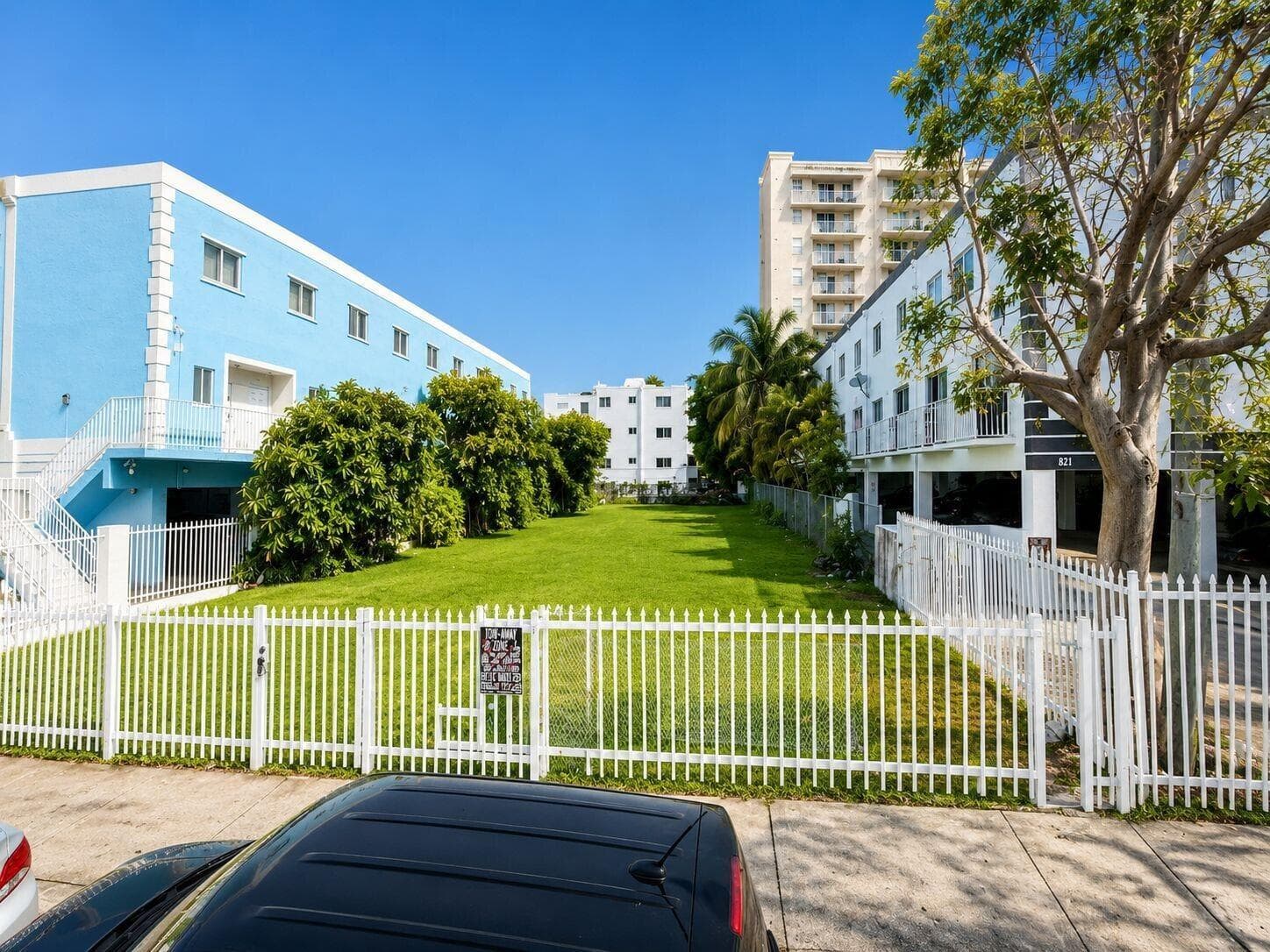 829 SW 2nd Street, Miami FL 33130 — 2
