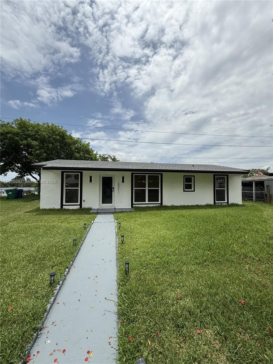 20211 NW 42nd Ave, Miami Gardens FL 33055 — 43
