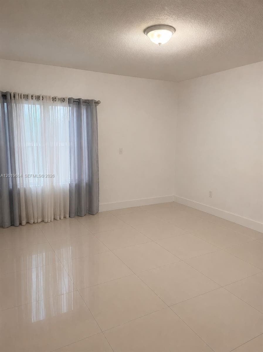 1507 NW 100th St, Miami FL 33147 — 13