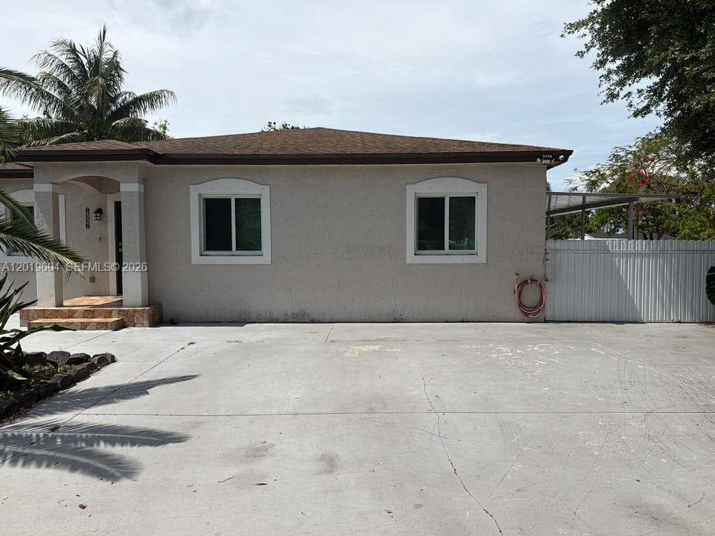 1507 NW 100th St, Miami FL 33147 — 1