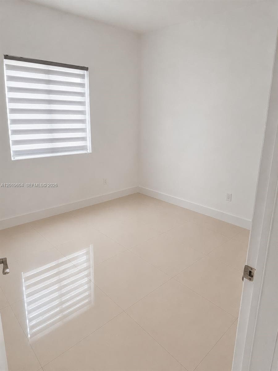 1507 NW 100th St, Miami FL 33147 — 9