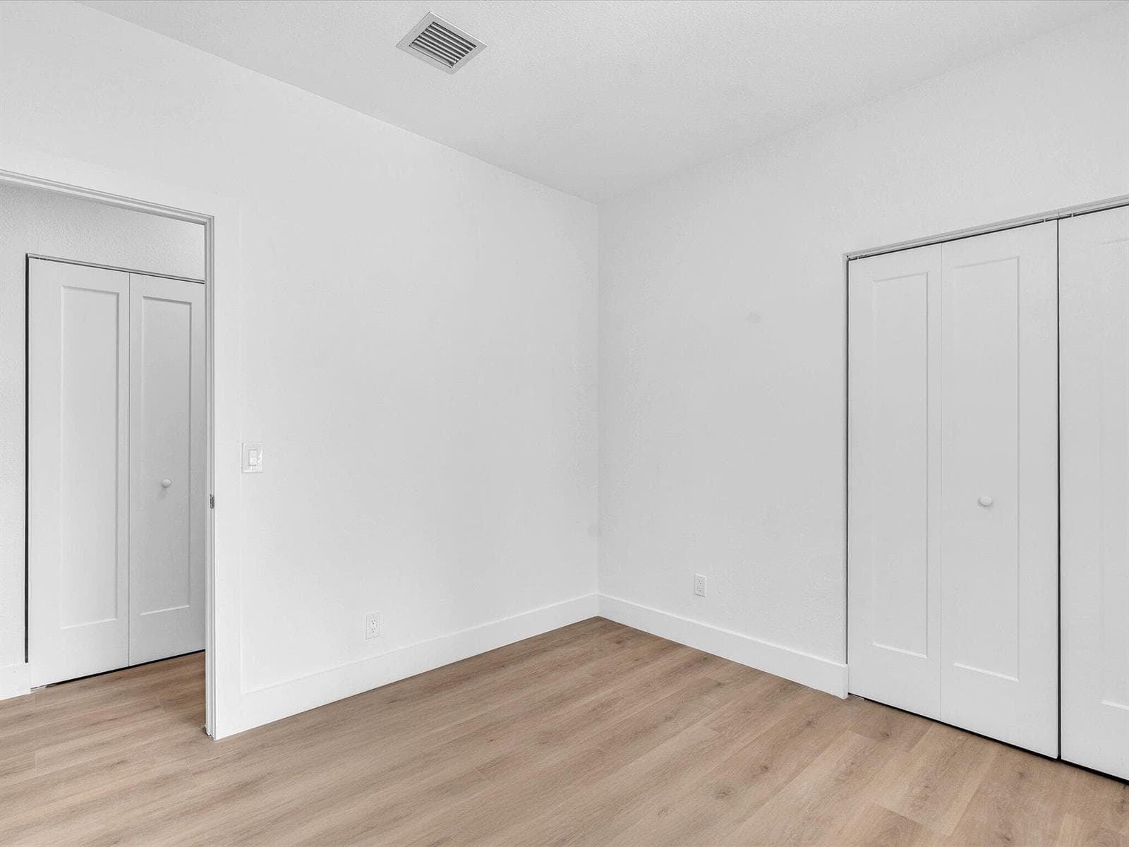 2410 NW 43rd Street, Miami FL 33142 — 22