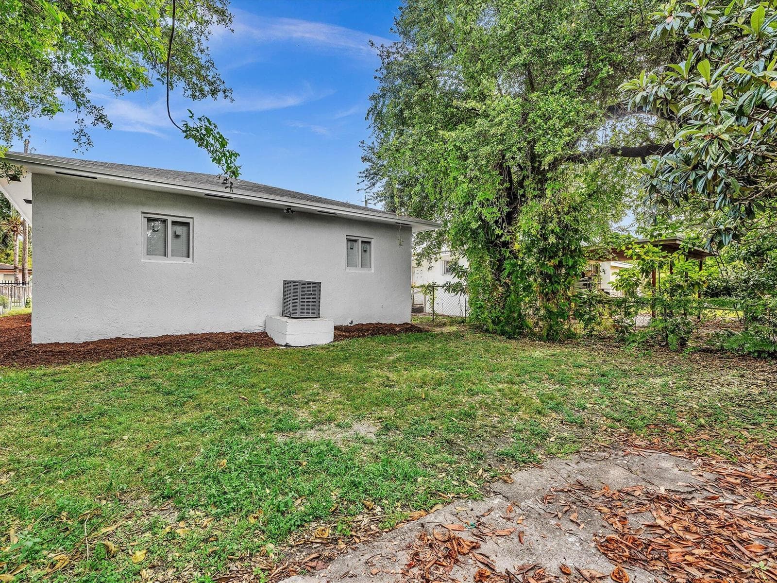 2410 NW 43rd Street, Miami FL 33142 — 36