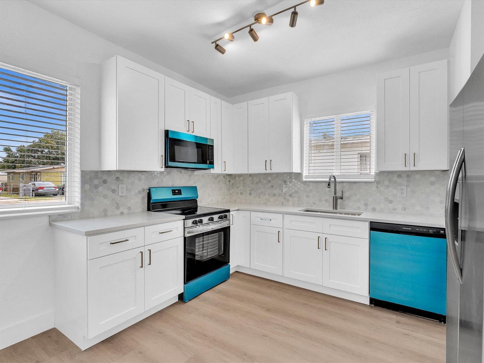 2410 NW 43rd Street, Miami FL 33142 — 8