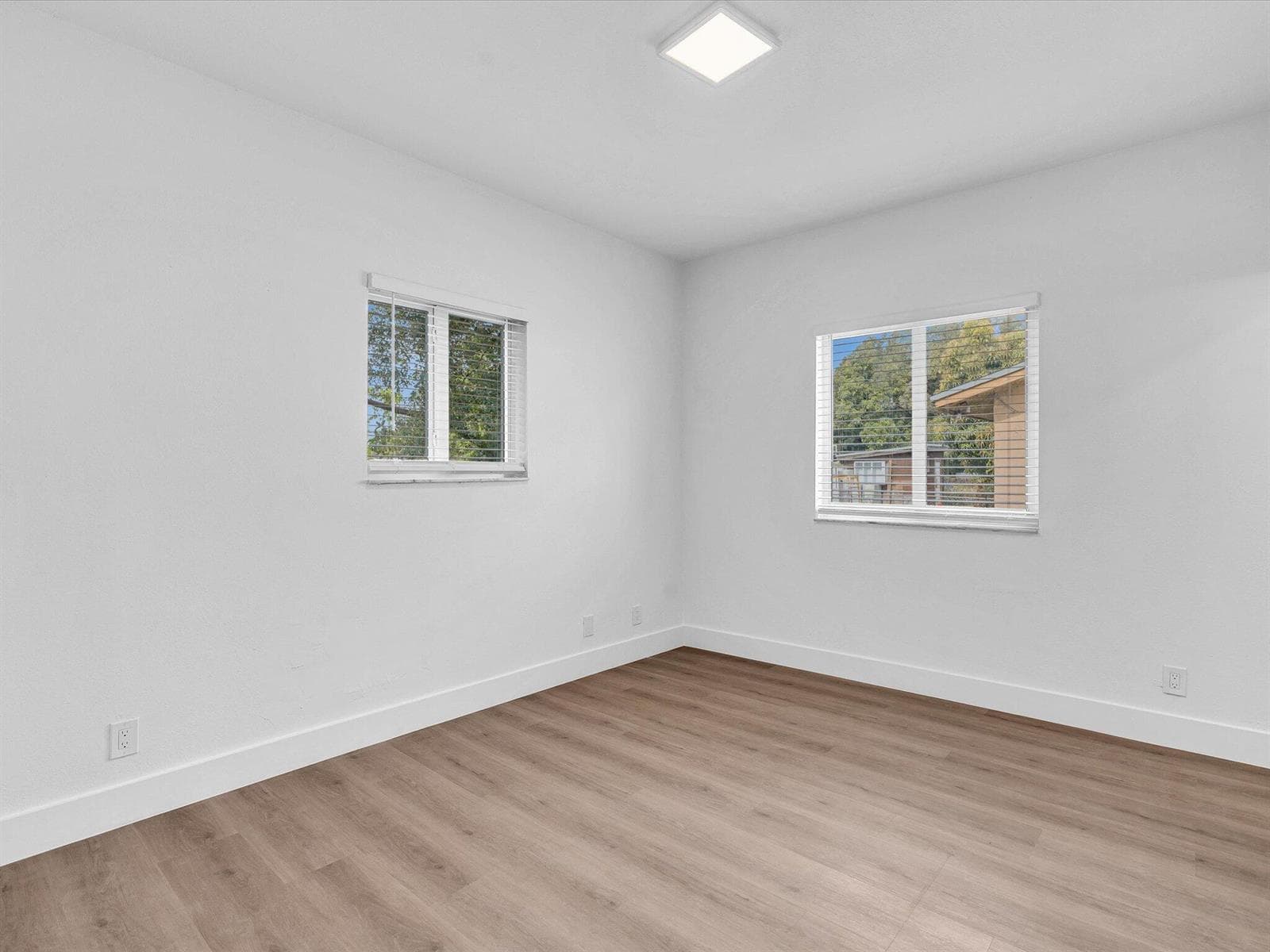 2410 NW 43rd Street, Miami FL 33142 — 25