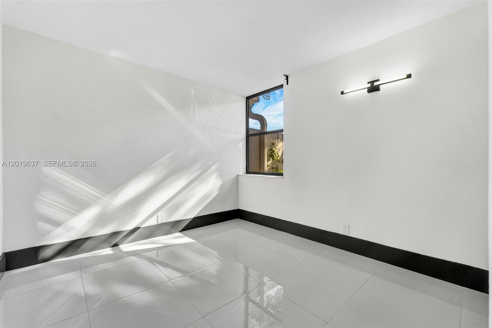 20441 NE 30th Ave # 9, Aventura FL 33180 — 16