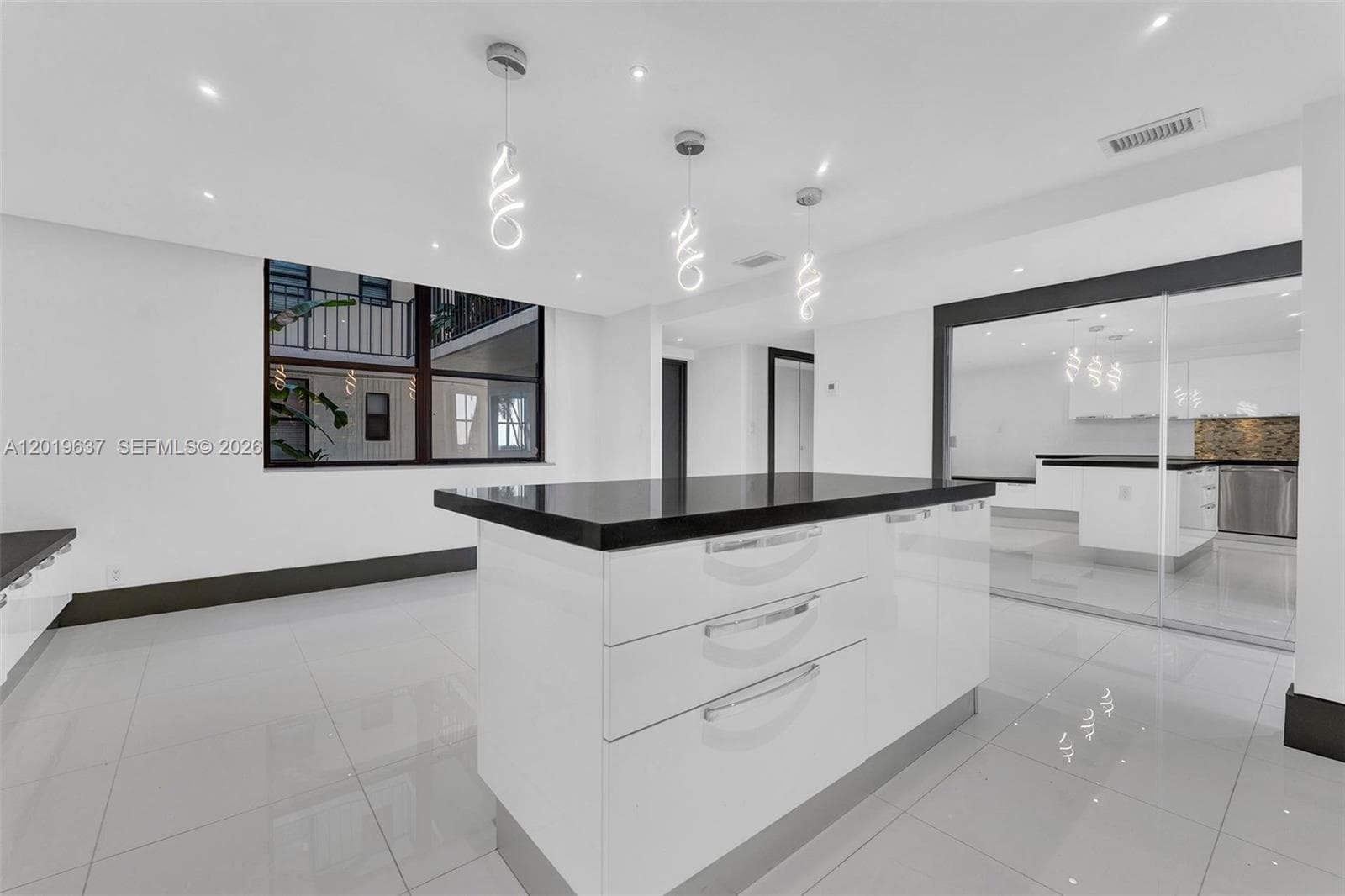 20441 NE 30th Ave # 9, Aventura FL 33180 — 3