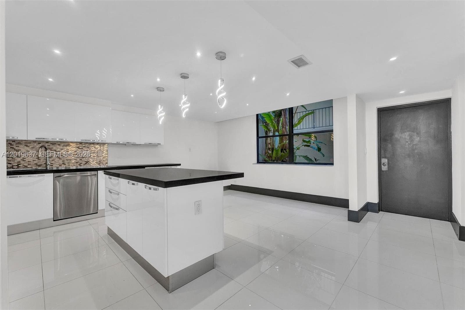20441 NE 30th Ave # 9, Aventura FL 33180 — 5