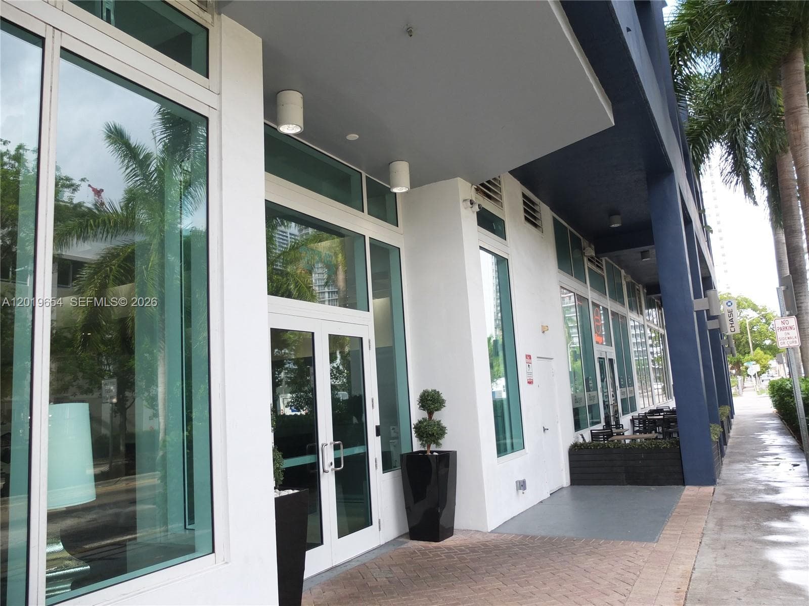 275 NE 18th St # 1101, Miami FL 33132 — 13