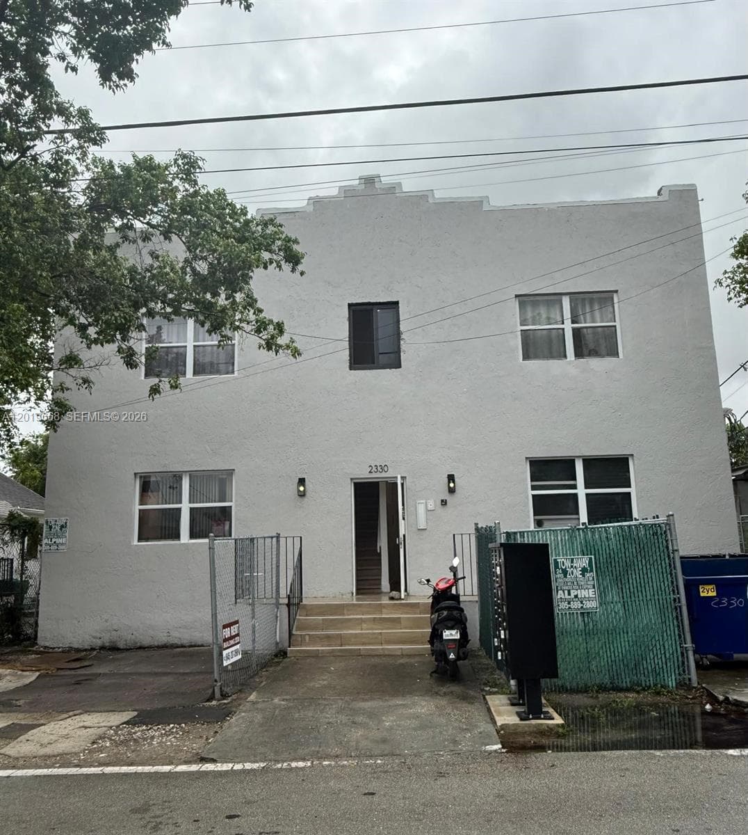 2330 NW 9 St # 15, Miami FL 33125 — 1