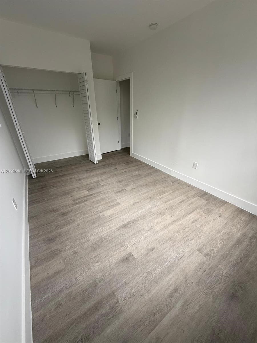 2330 NW 9 St # 15, Miami FL 33125 — 5
