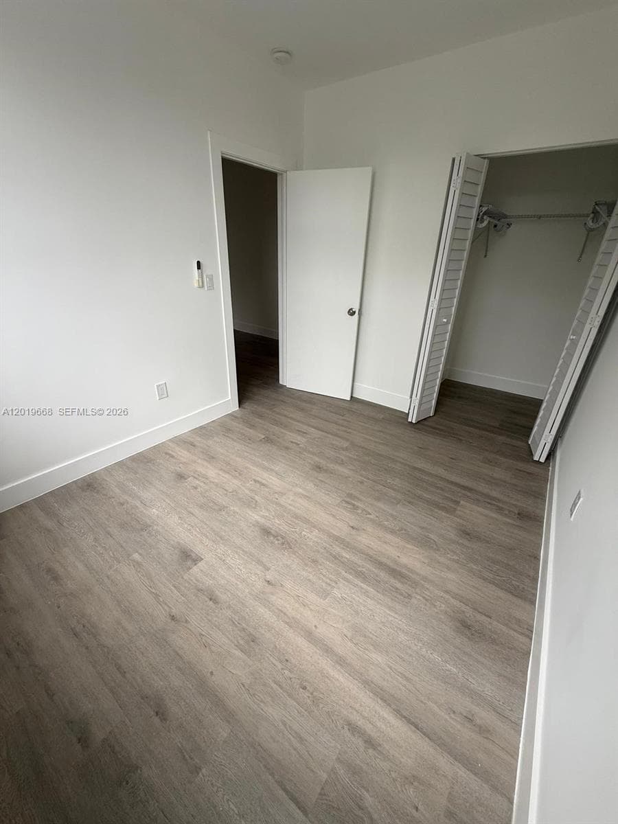 2330 NW 9 St # 15, Miami FL 33125 — 4