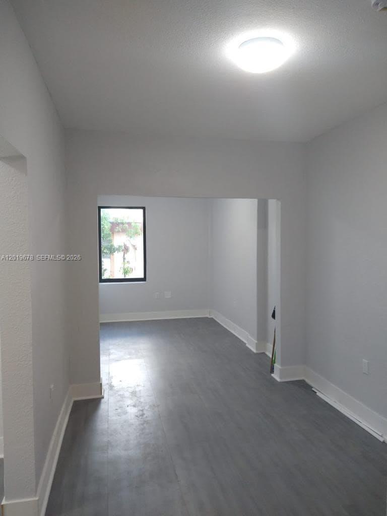 75 Glen Royal Pkwy # 3, Miami FL 33125 — 3