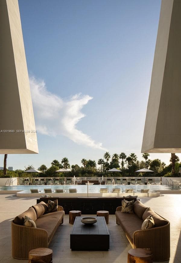 3900 Alton Road # 305, Miami Beach FL 33140 — 36