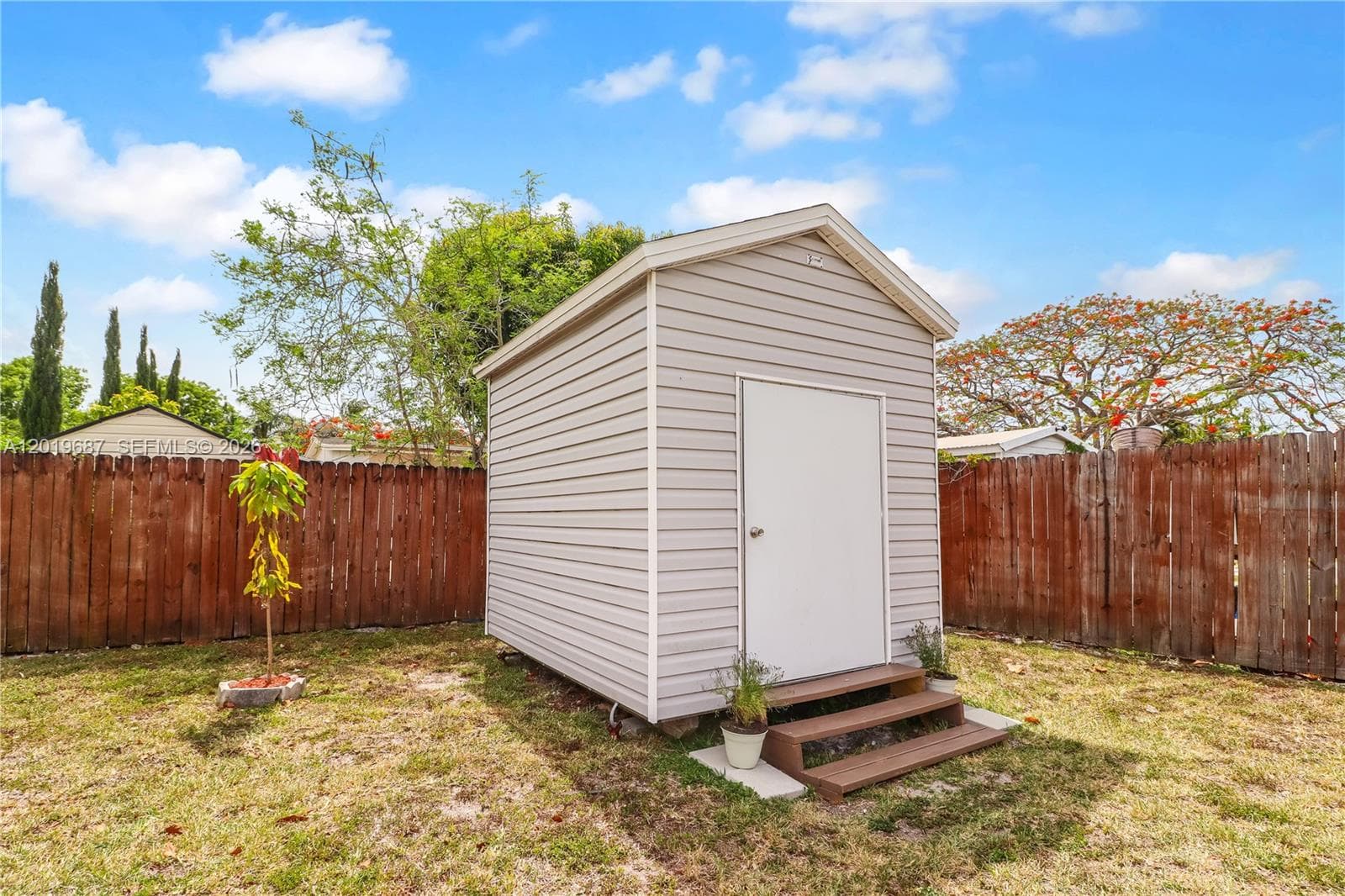 15502 SW 102nd Ave, Miami FL 33157 — 24