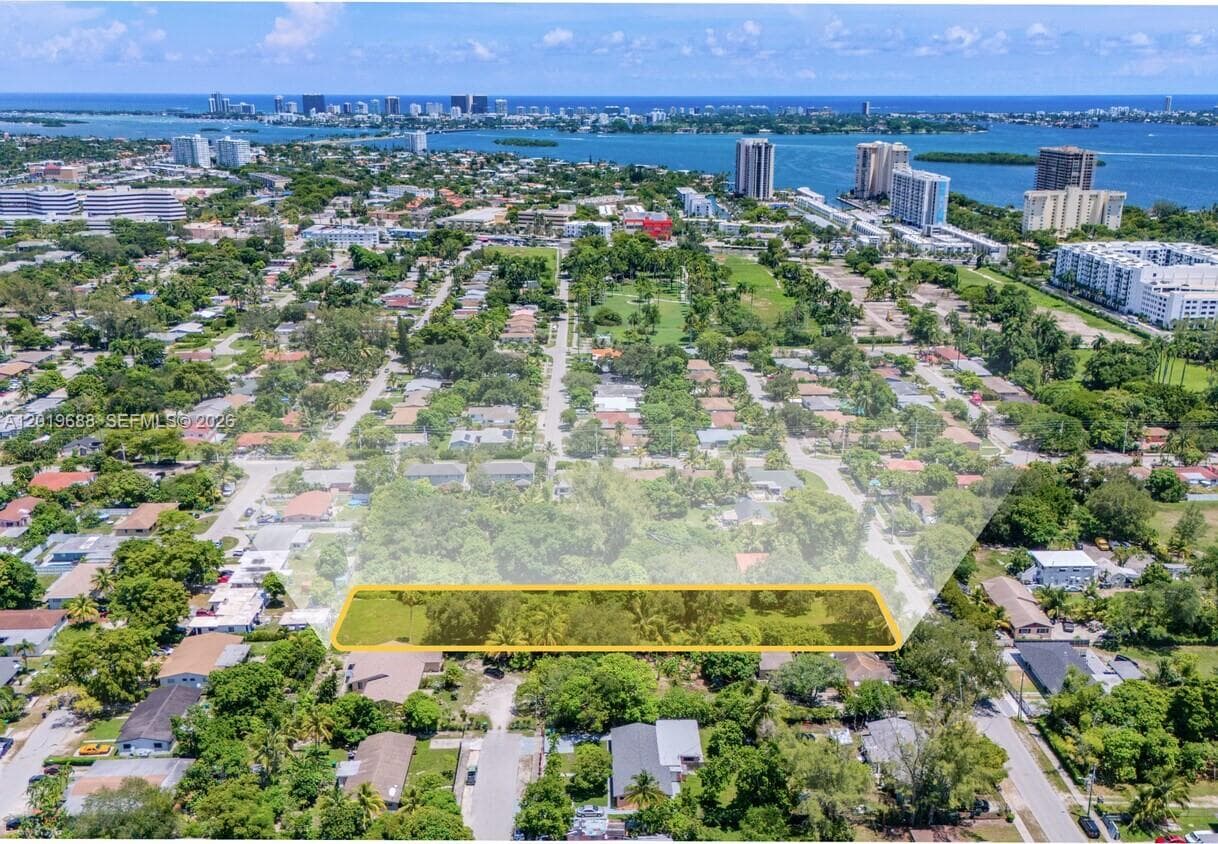 1231 NE 115th St, Miami FL 33161 — 3