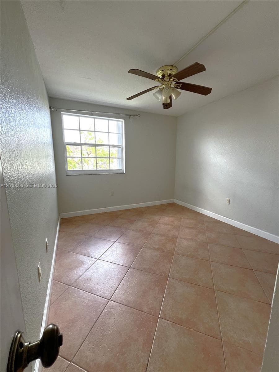 9715 Fontainebleau Blvd # E209, Miami FL 33172 — 12