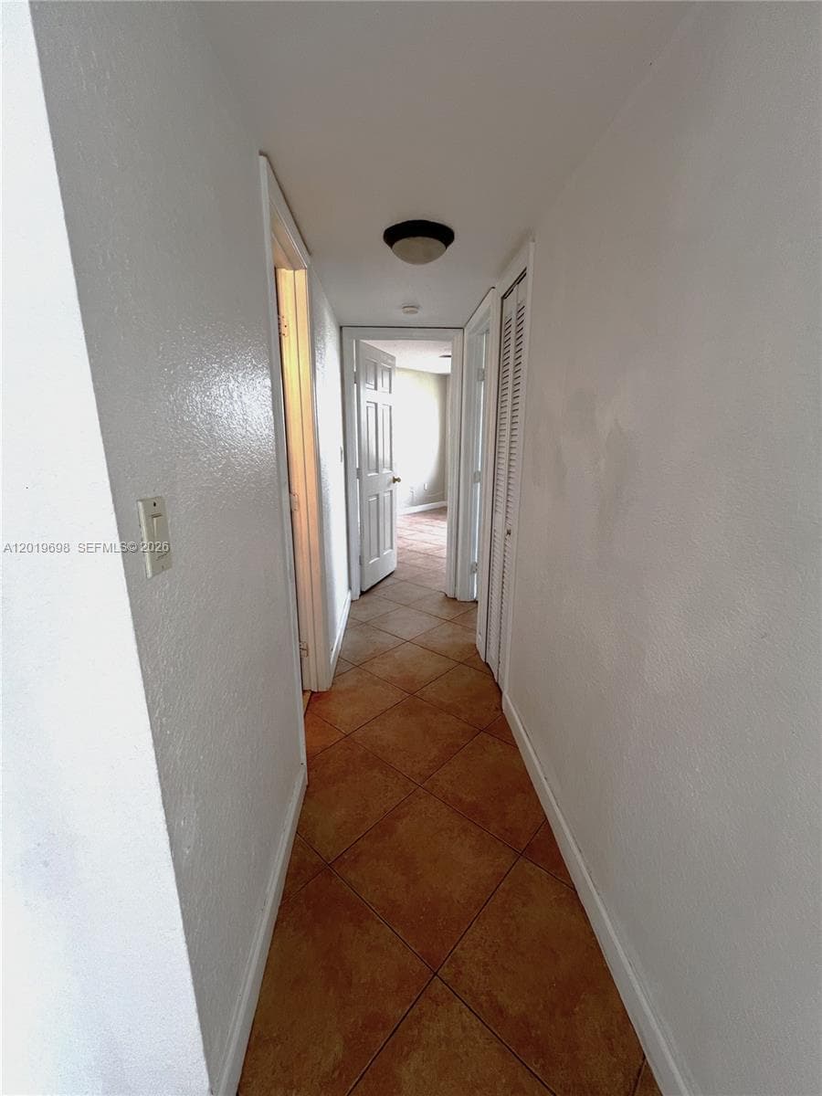 9715 Fontainebleau Blvd # E209, Miami FL 33172 — 9