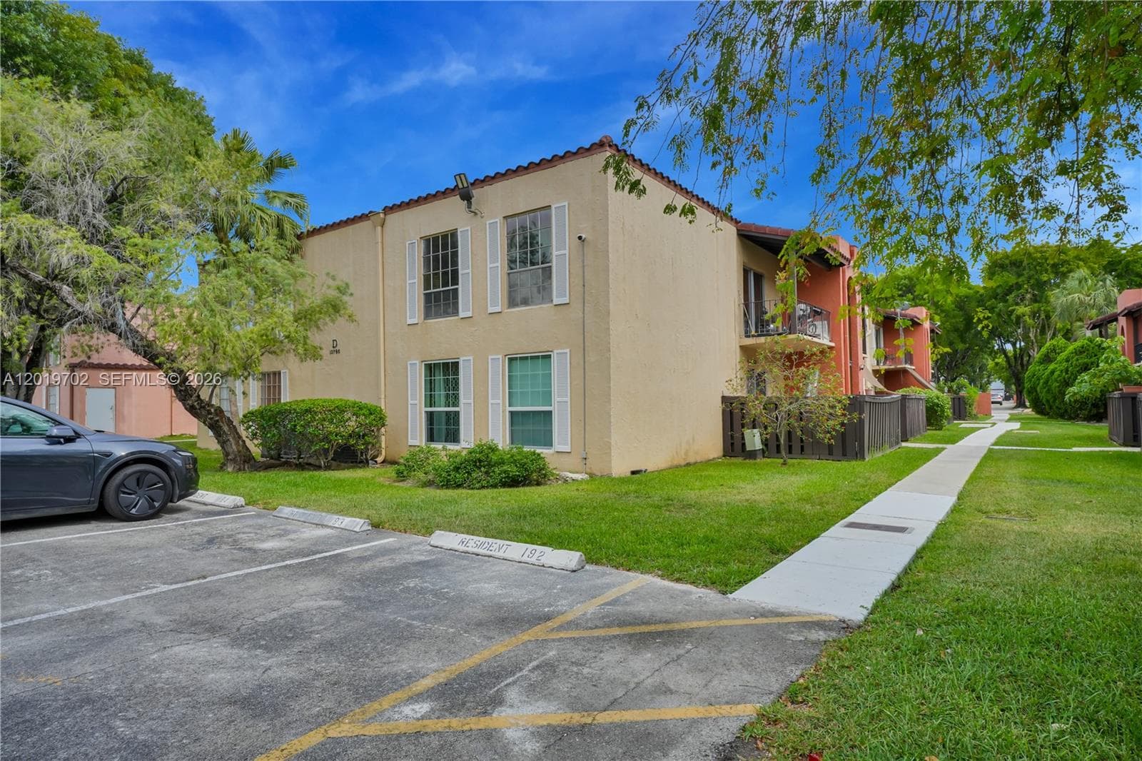 10786 N Kendall Dr # D18, Miami FL 33176 — 18