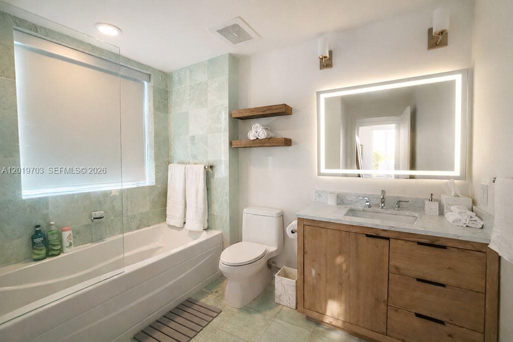 1050 Brickell Ave # 2210, Miami FL 33131 — 8