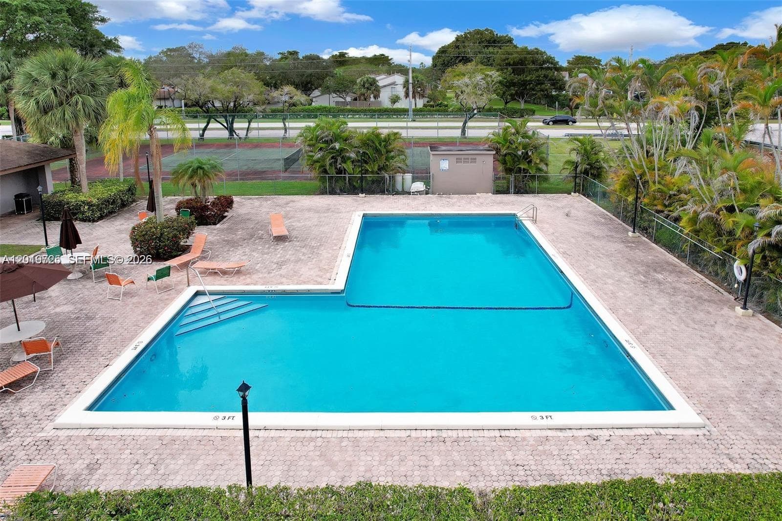 10825 SW 112 AV # 215, Miami FL 33176 — 2