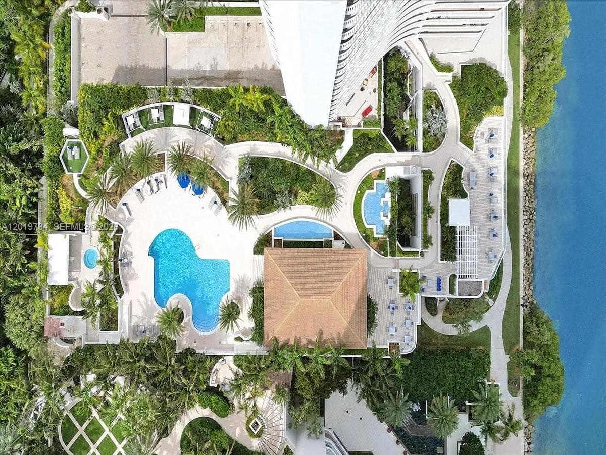 3000 Island Blvd # 2802, Aventura FL 33160 — 28