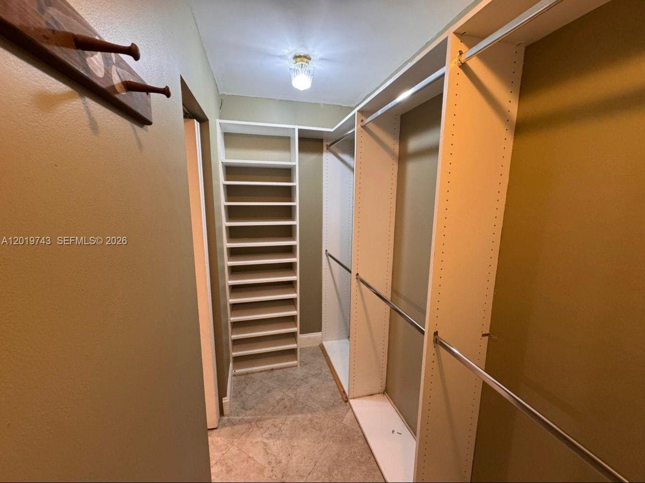 2401 Collins Ave # 1807, Miami Beach FL 33140 — 12