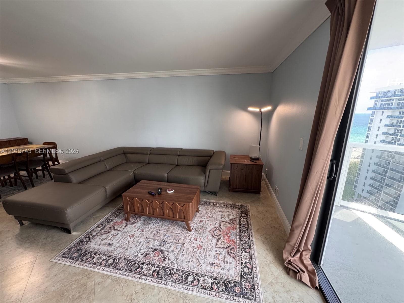 2401 Collins Ave # 1807, Miami Beach FL 33140 — 19