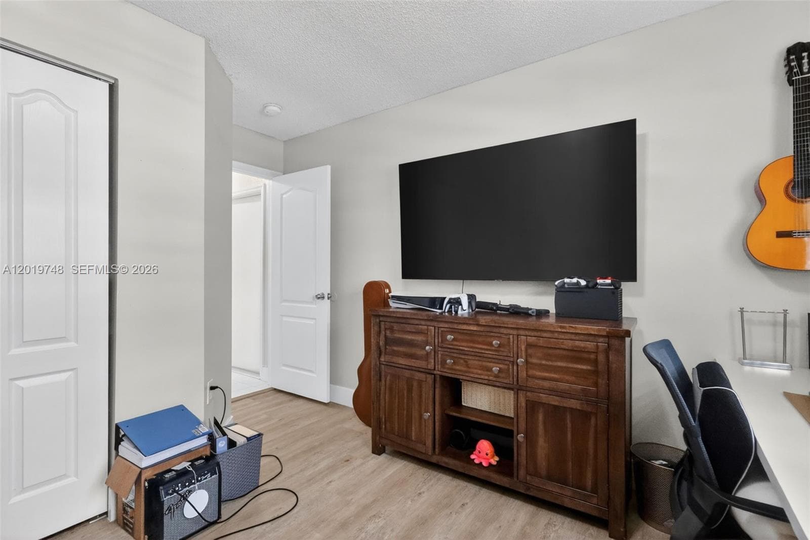 8061 NW 197th St, Hialeah FL 33015 — 22