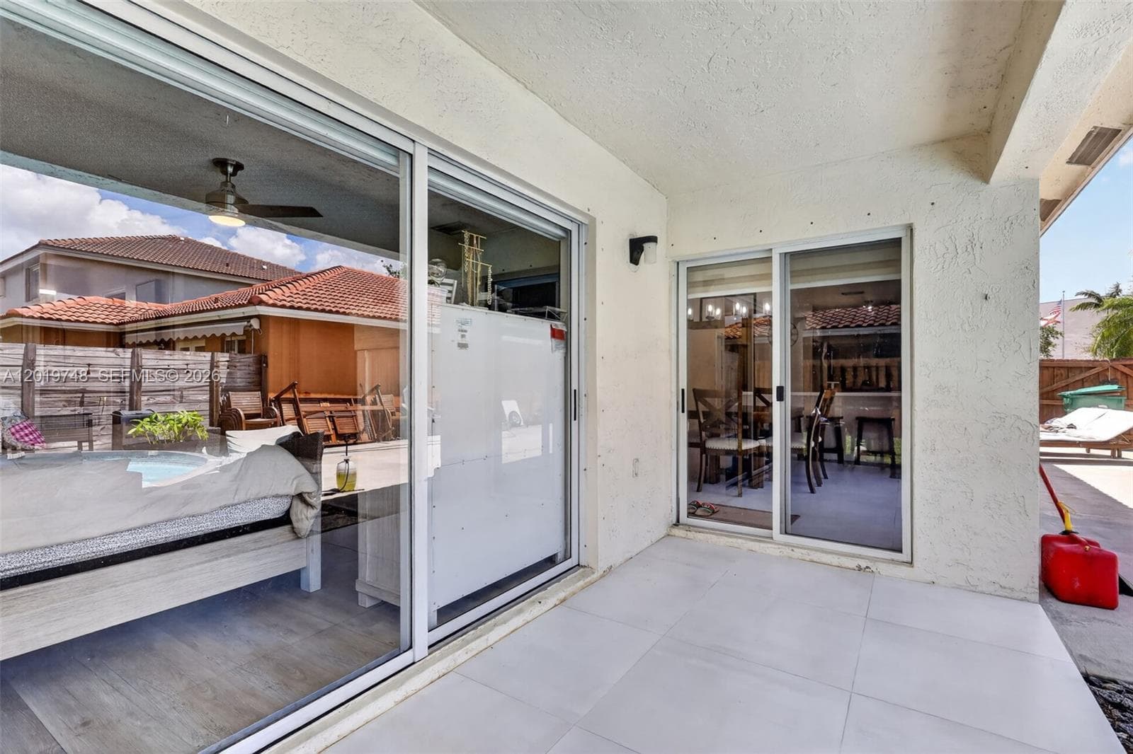8061 NW 197th St, Hialeah FL 33015 — 25
