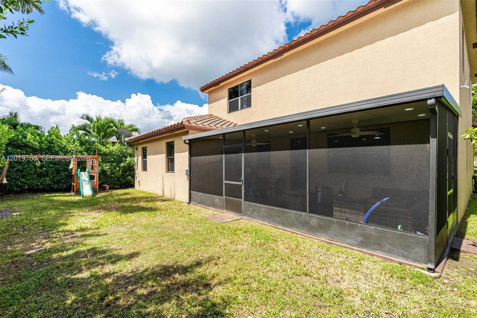 633 SE 35th Ter, Homestead FL 33033 — 32