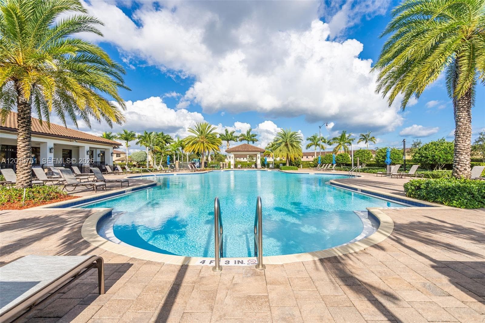 633 SE 35th Ter, Homestead FL 33033 — 50