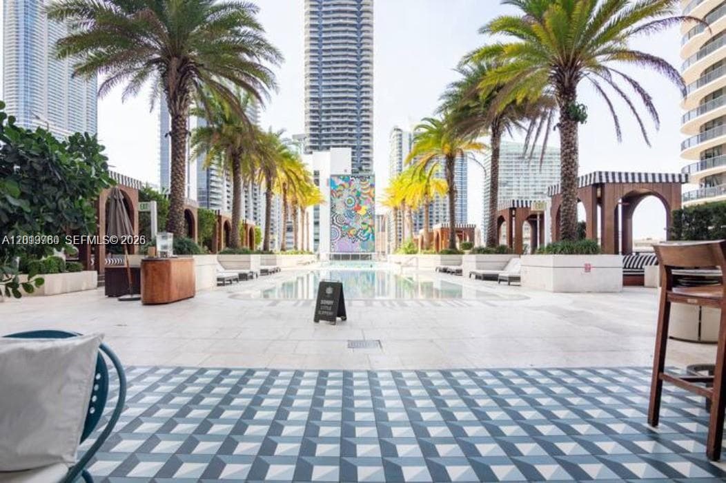 801 S Miami Ave # 1703, Miami FL 33130 — 17