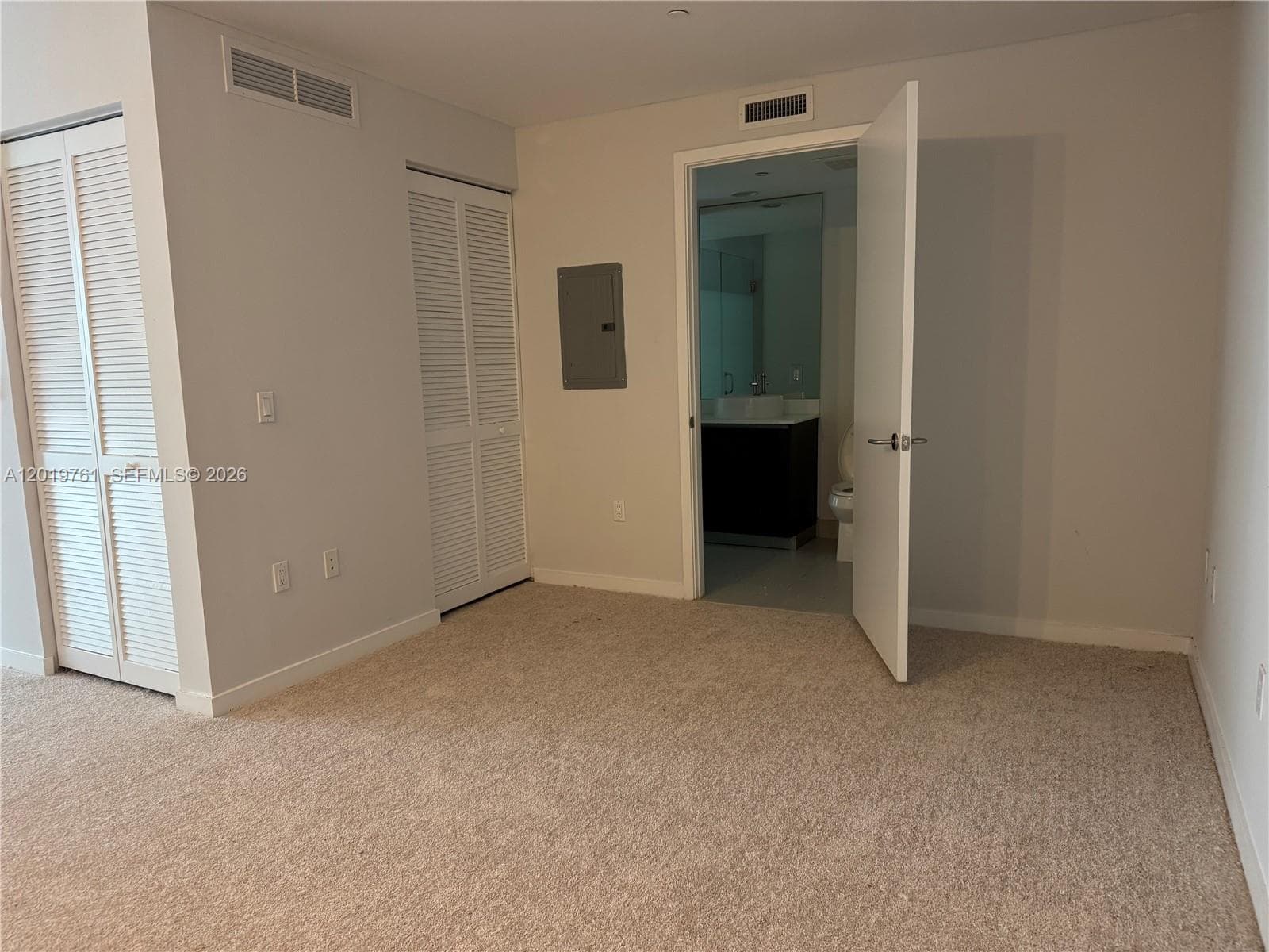 31 SE 6th St # 2004, Miami FL 33131 — 2
