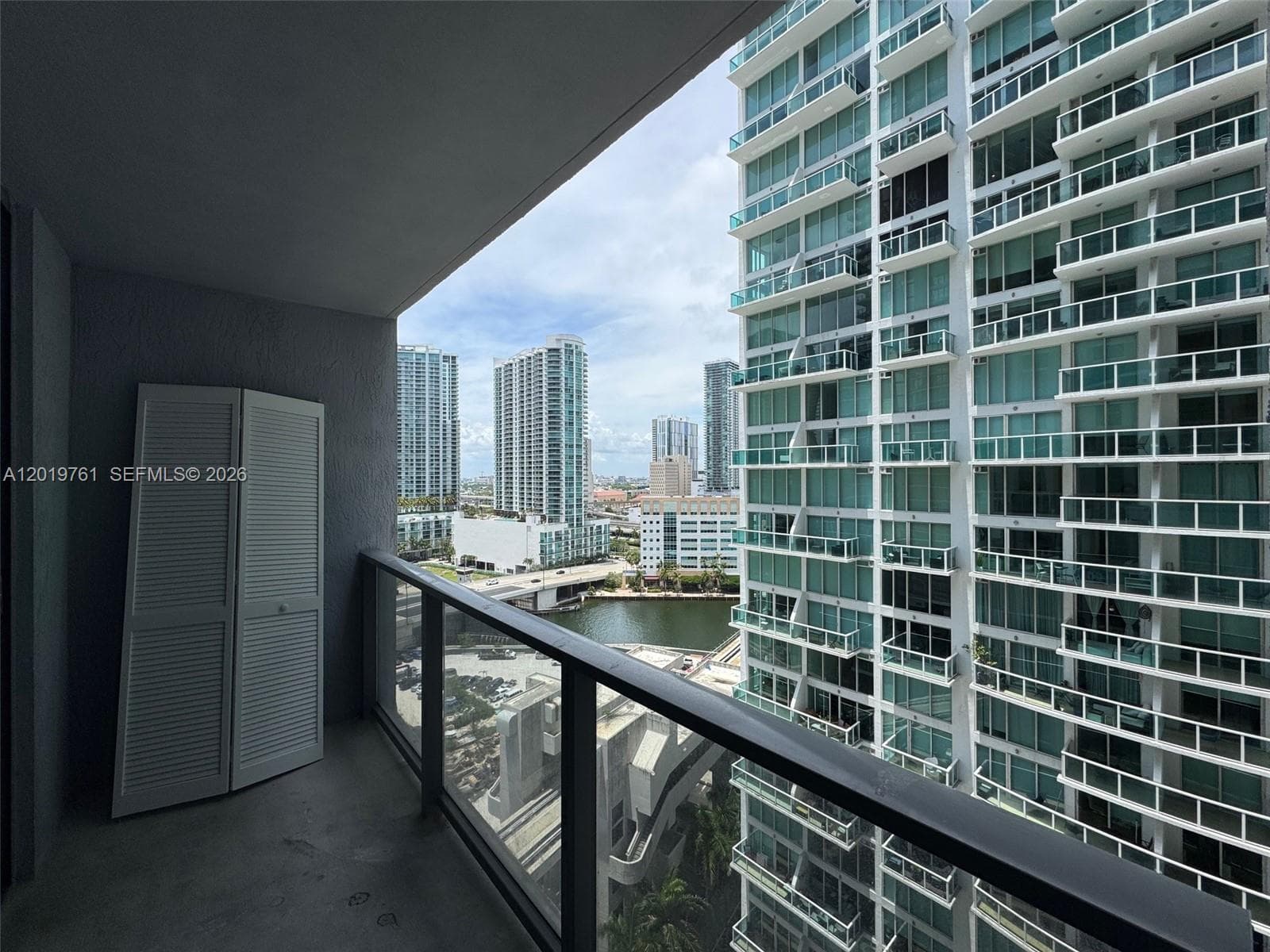 31 SE 6th St # 2004, Miami FL 33131 — 4