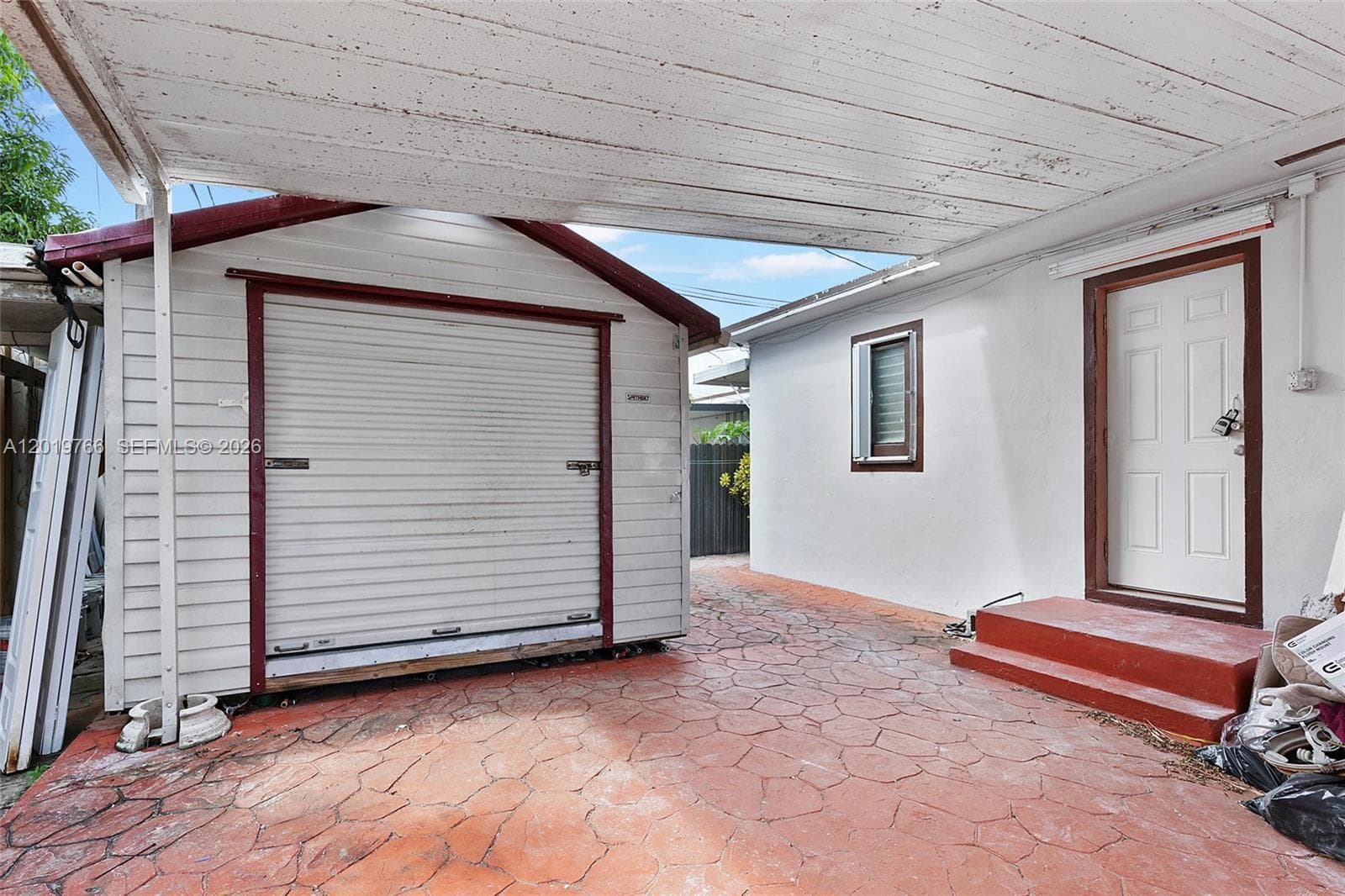 450 NW 40th ct, Miami FL 33126 — 27