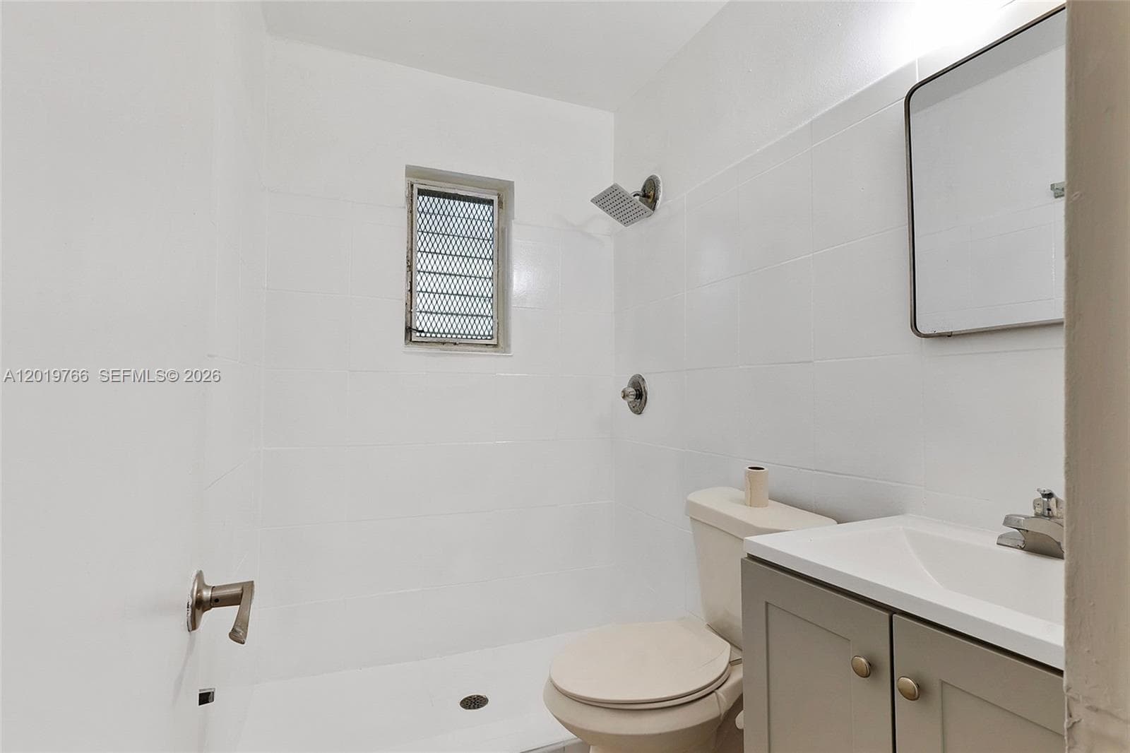 450 NW 40th ct, Miami FL 33126 — 26