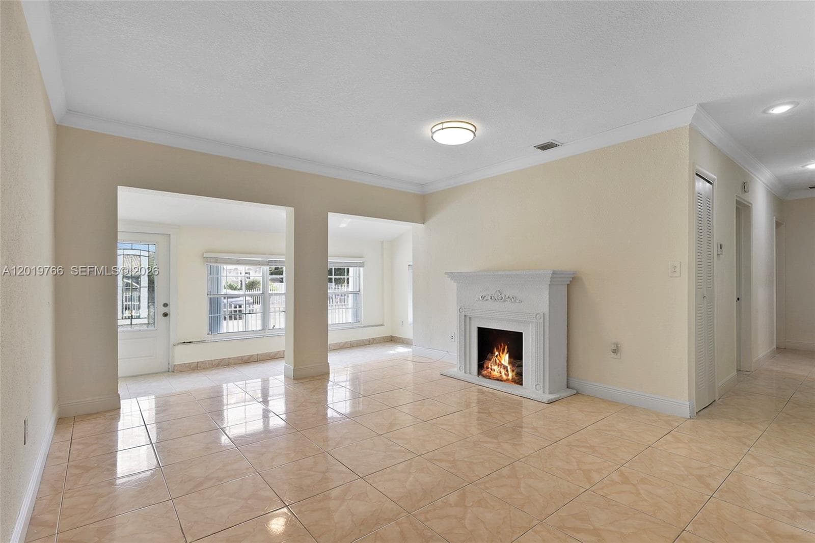 450 NW 40th ct, Miami FL 33126 — 7