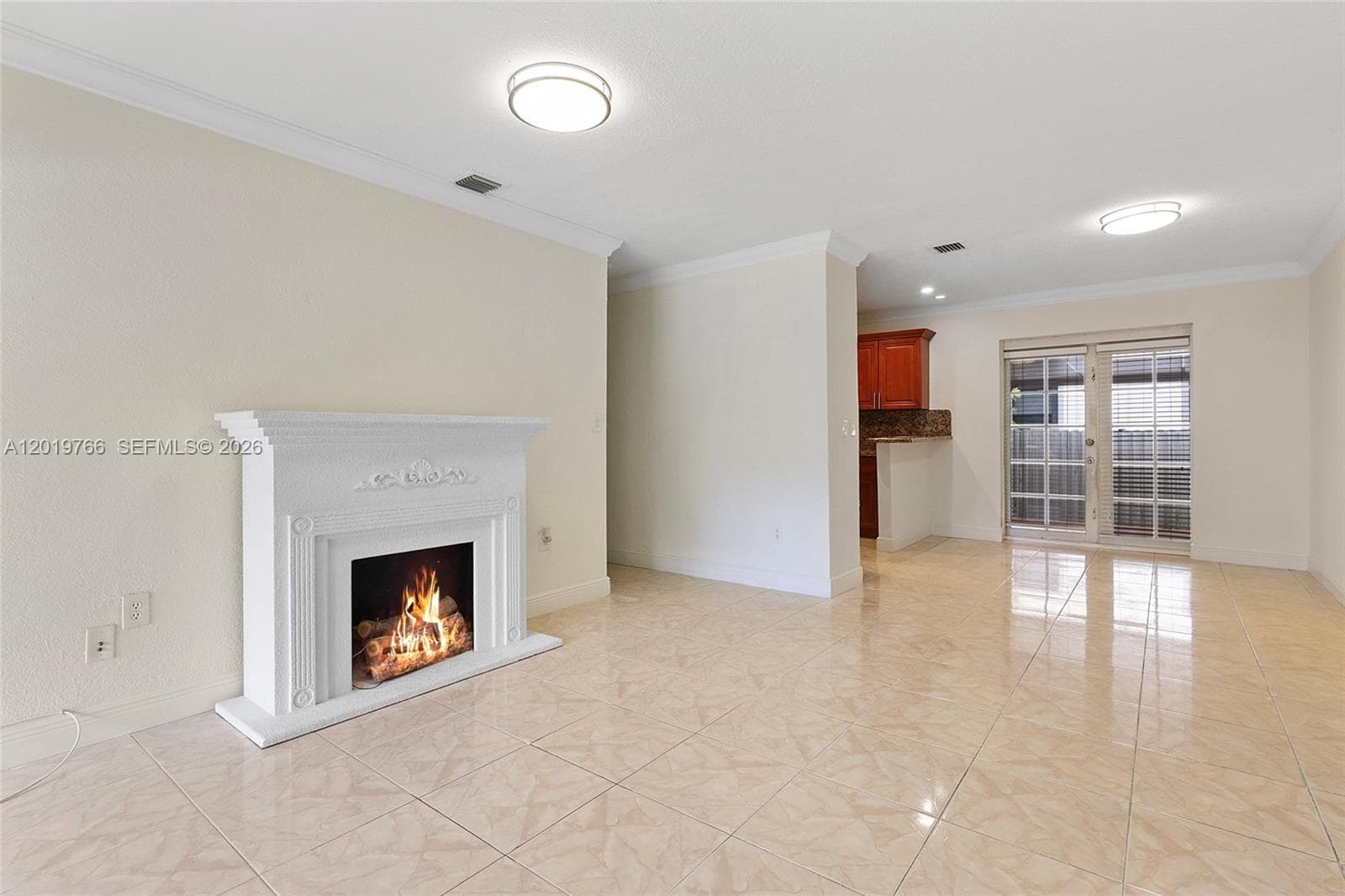 450 NW 40th ct, Miami FL 33126 — 5