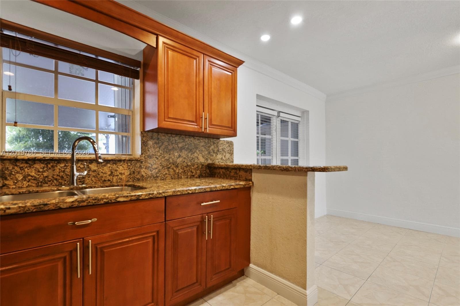 450 NW 40th ct, Miami FL 33126 — 10