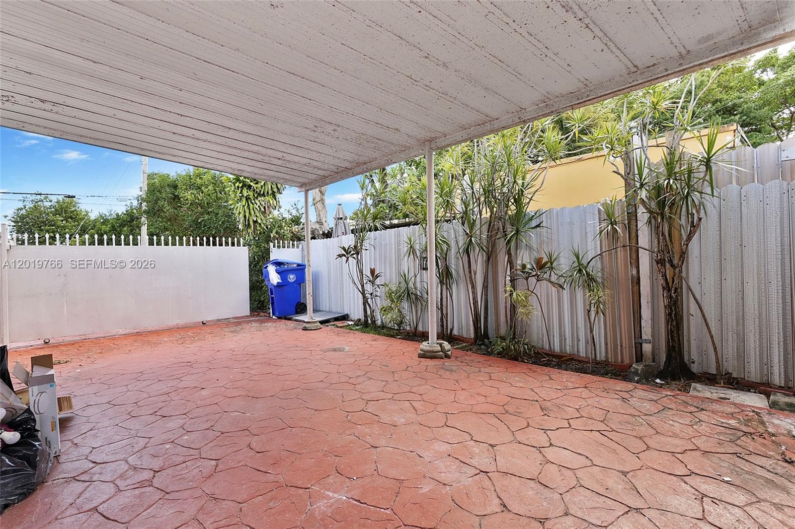 450 NW 40th ct, Miami FL 33126 — 15