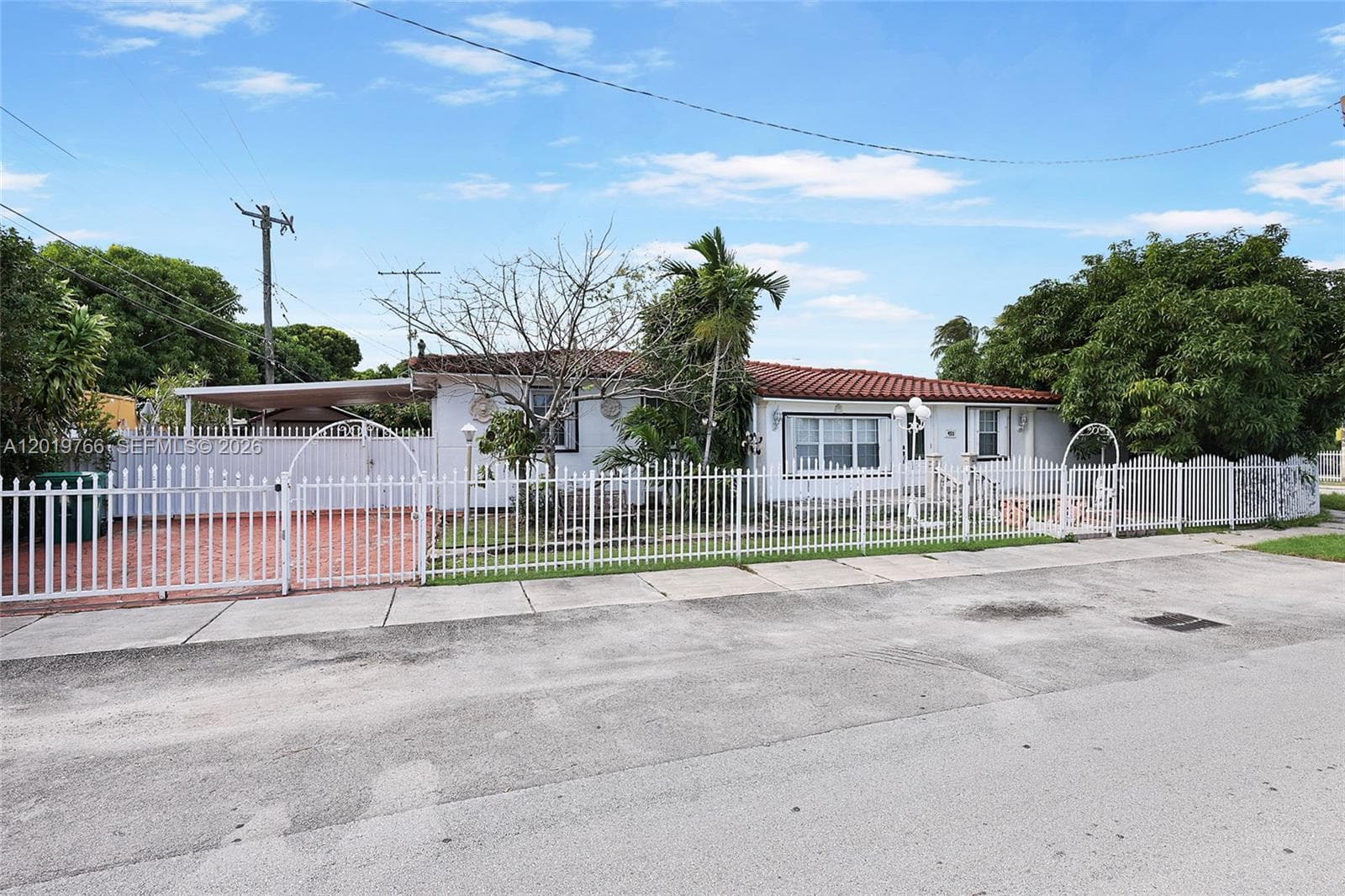 450 NW 40th ct, Miami FL 33126 — 29