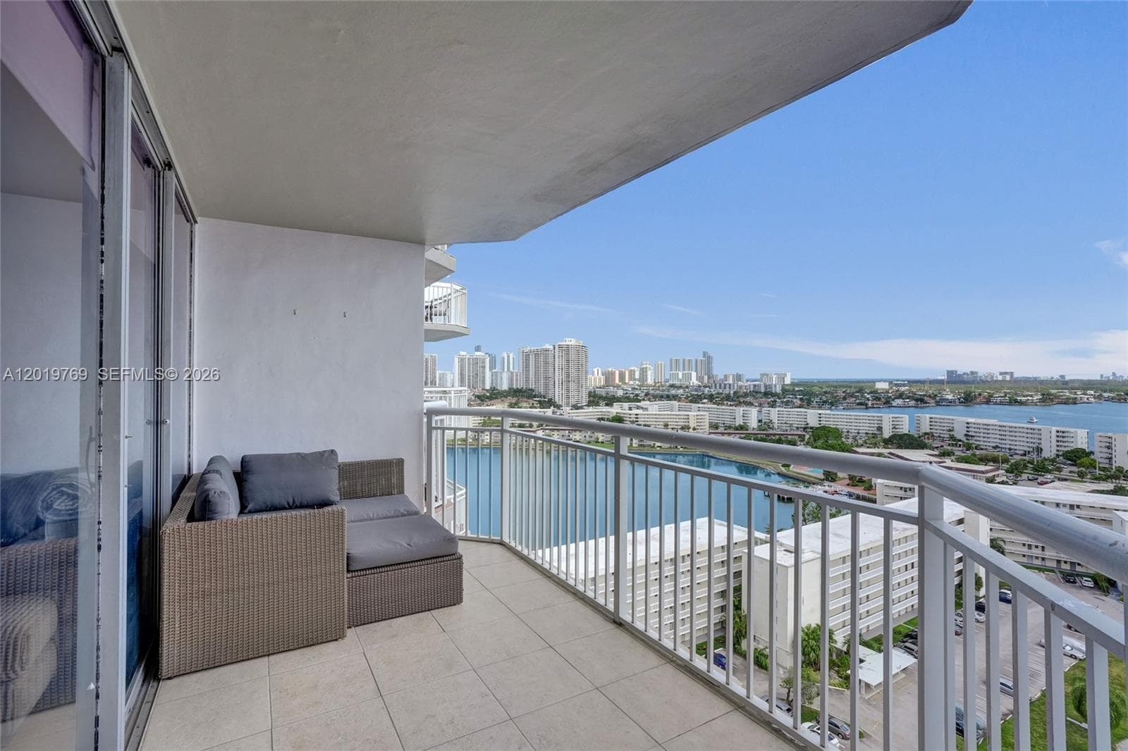 18021 Biscayne Blvd # 1804, Aventura FL 33160 — 6