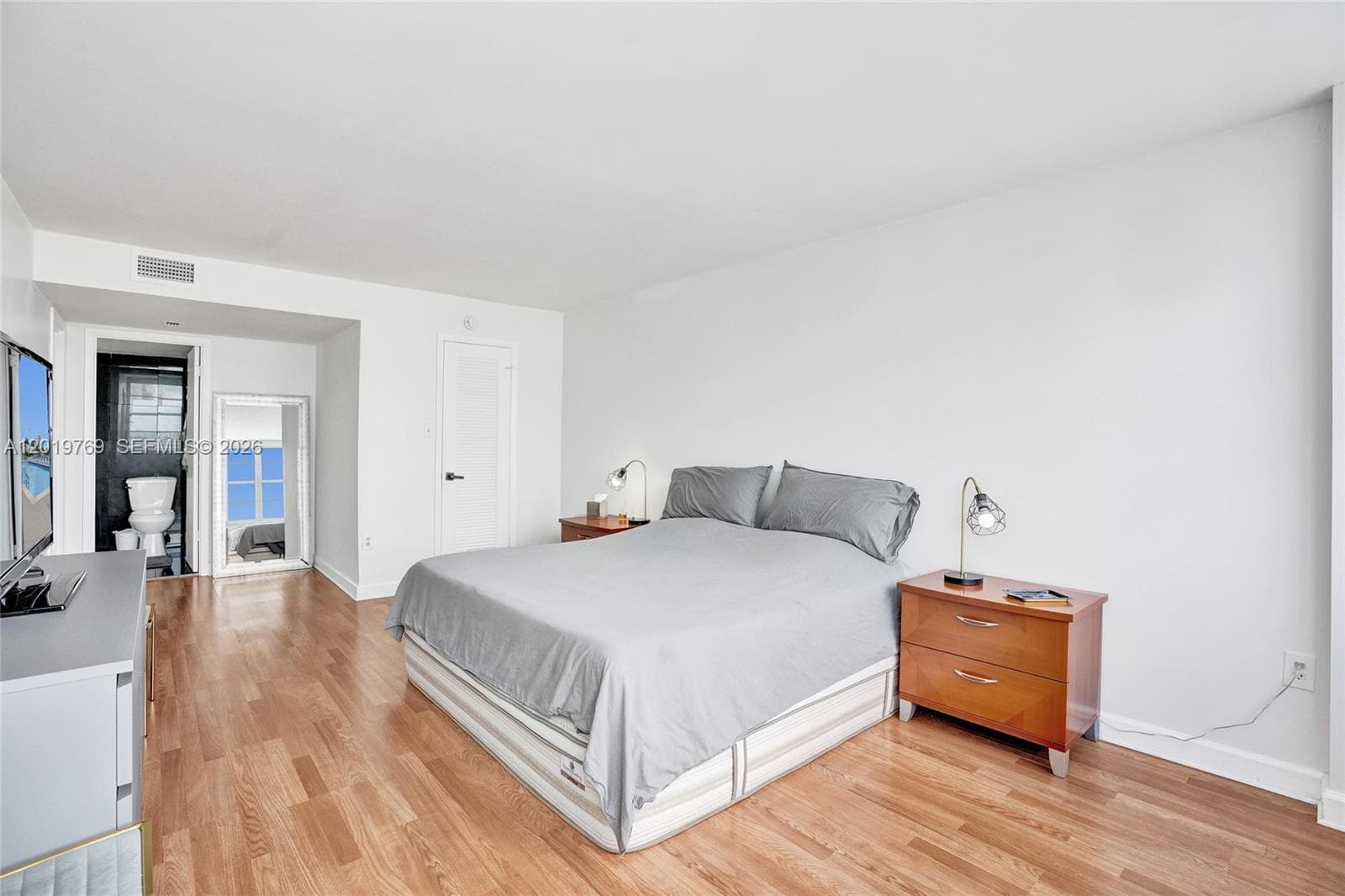 18021 Biscayne Blvd # 1804, Aventura FL 33160 — 13