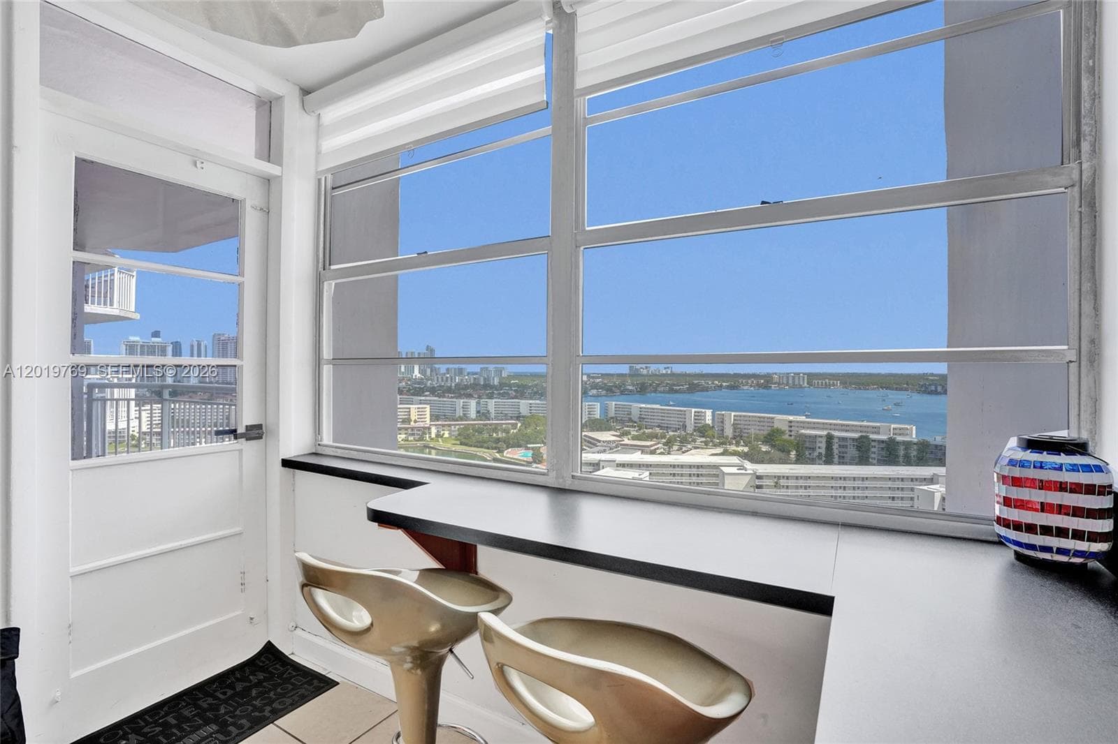 18021 Biscayne Blvd # 1804, Aventura FL 33160 — 11
