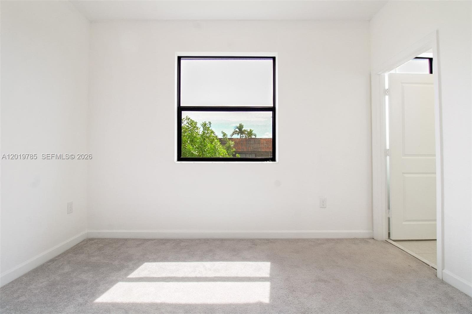 21035 NE 8th Ave, Miami FL 33179 — 14