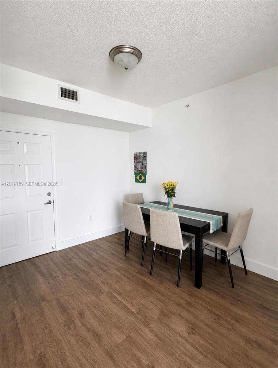 275 NE 18th st # 1606, Miami FL 33132 — 15