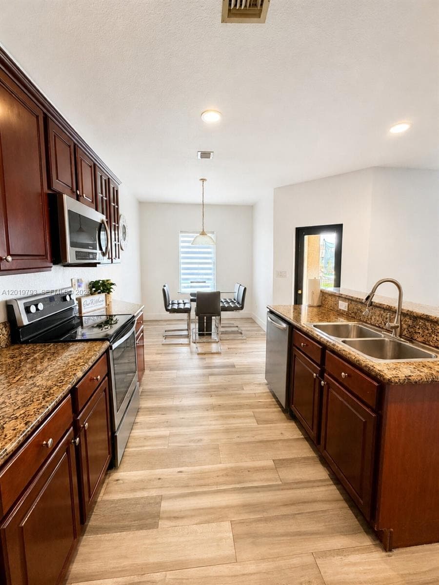 11339 SW 243rd Ter # 11339, Homestead FL 33032 — 12